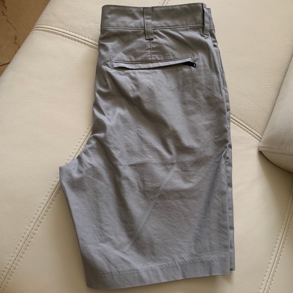 Dkny Pants - DKNY Cargo gray  shorts size 32x9